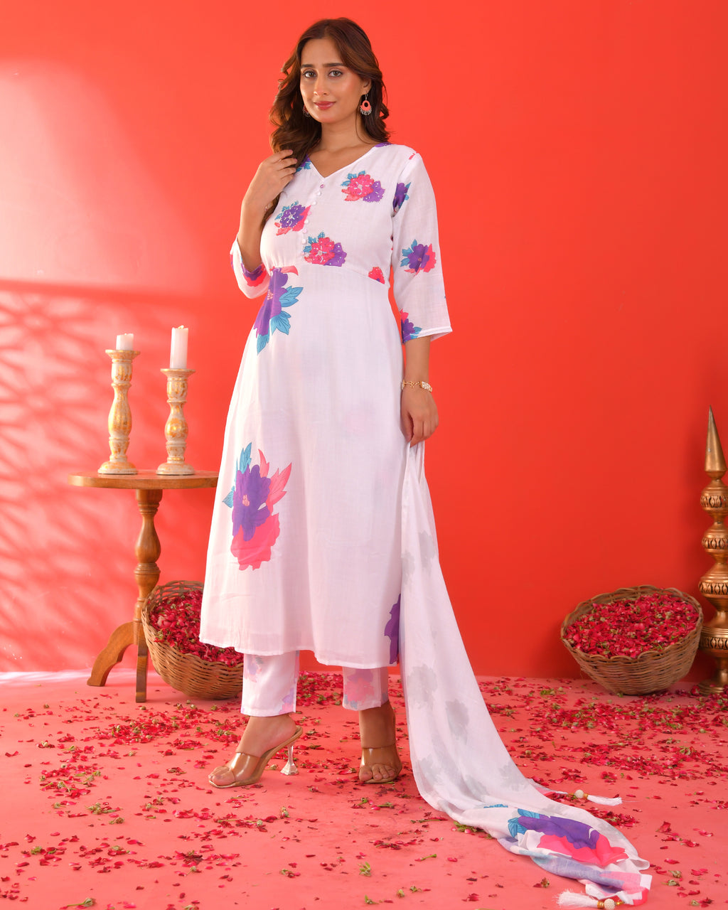 White floral print Suit