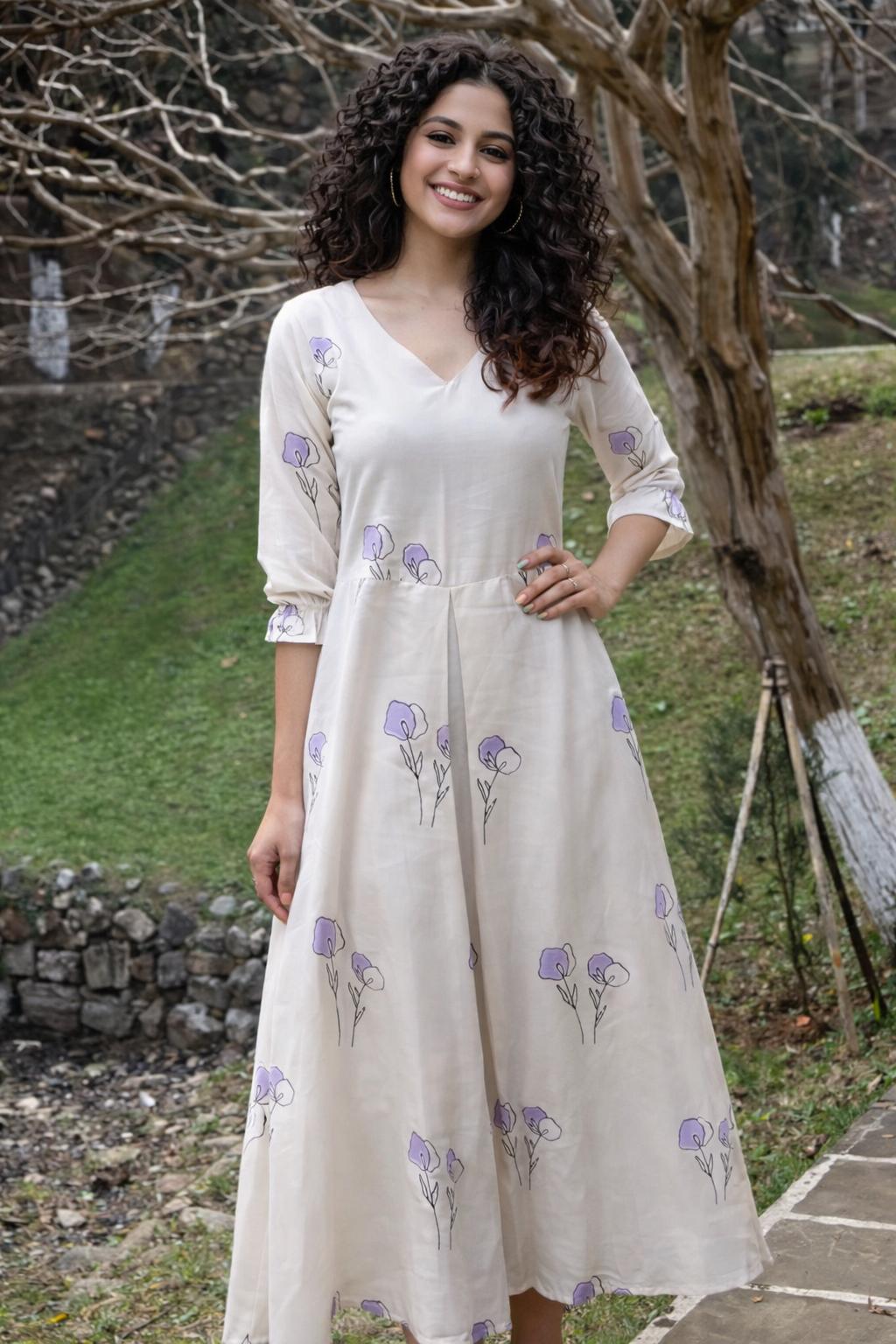 White cotton lenin midi length dress