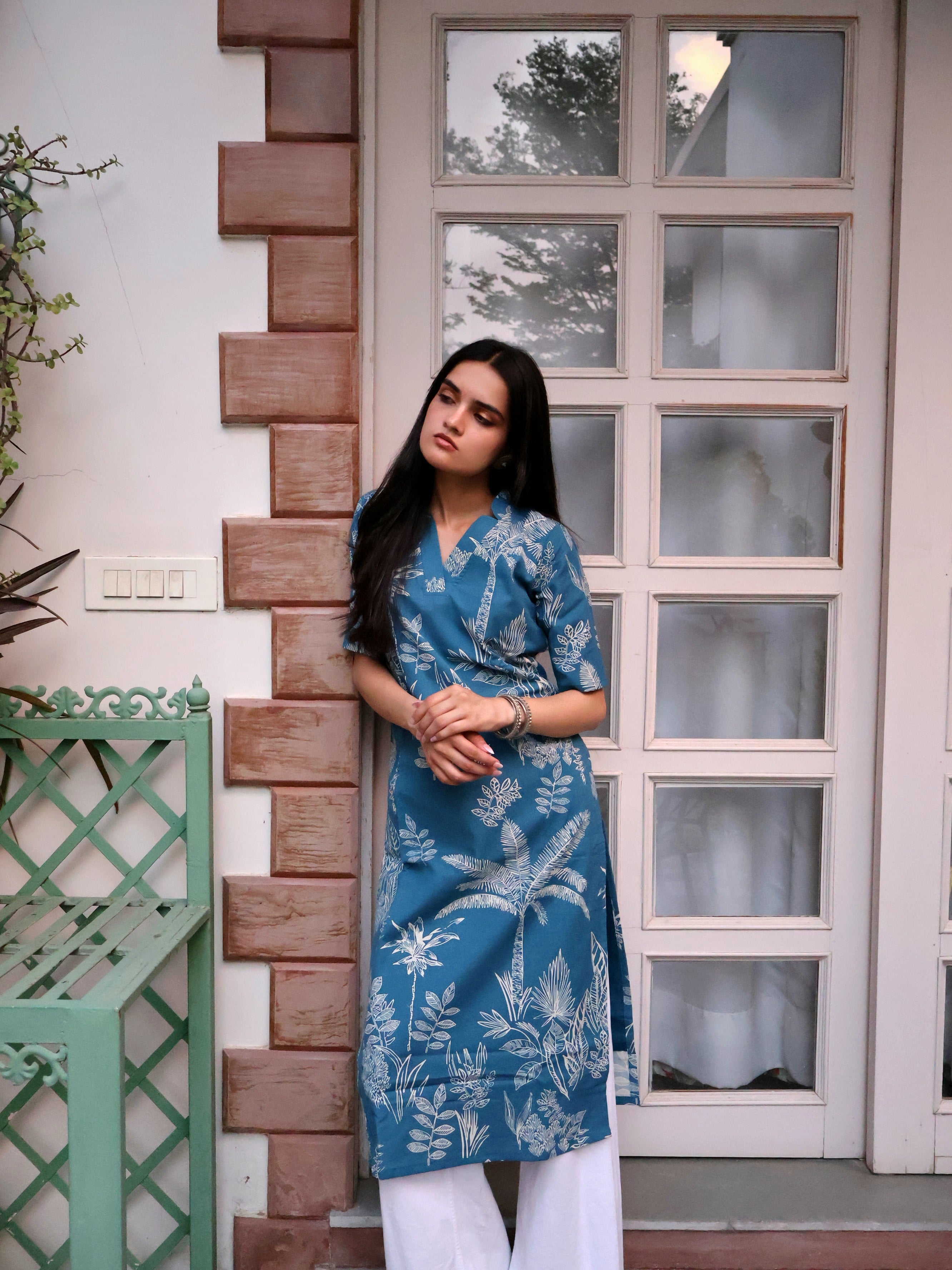 Blue Tropical-Print Straight Kurta
