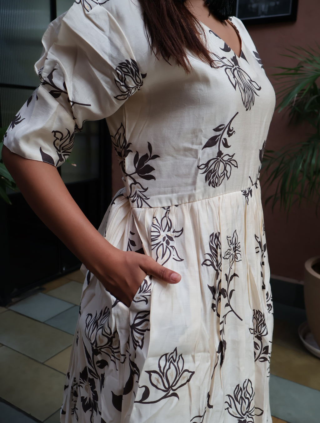 Vintage Flora V-Neck Muslin Dress