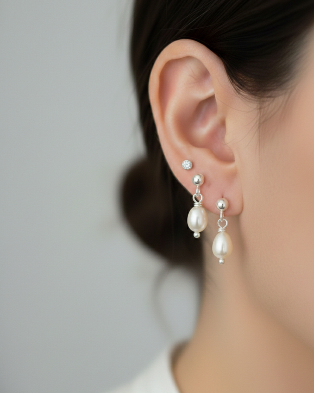 Sterling Silver White Freshwater Pearl Drop Earrings